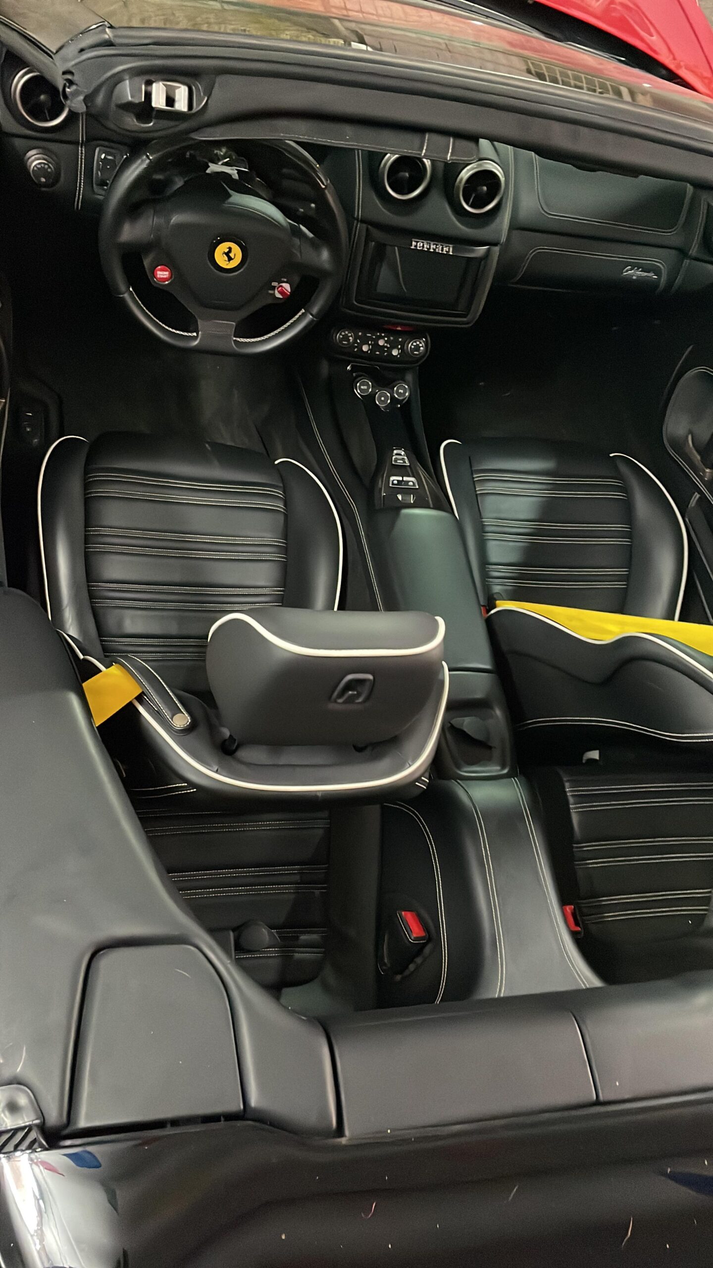 ca19d785-cfb2-49ff-9e21-17a624d476b1